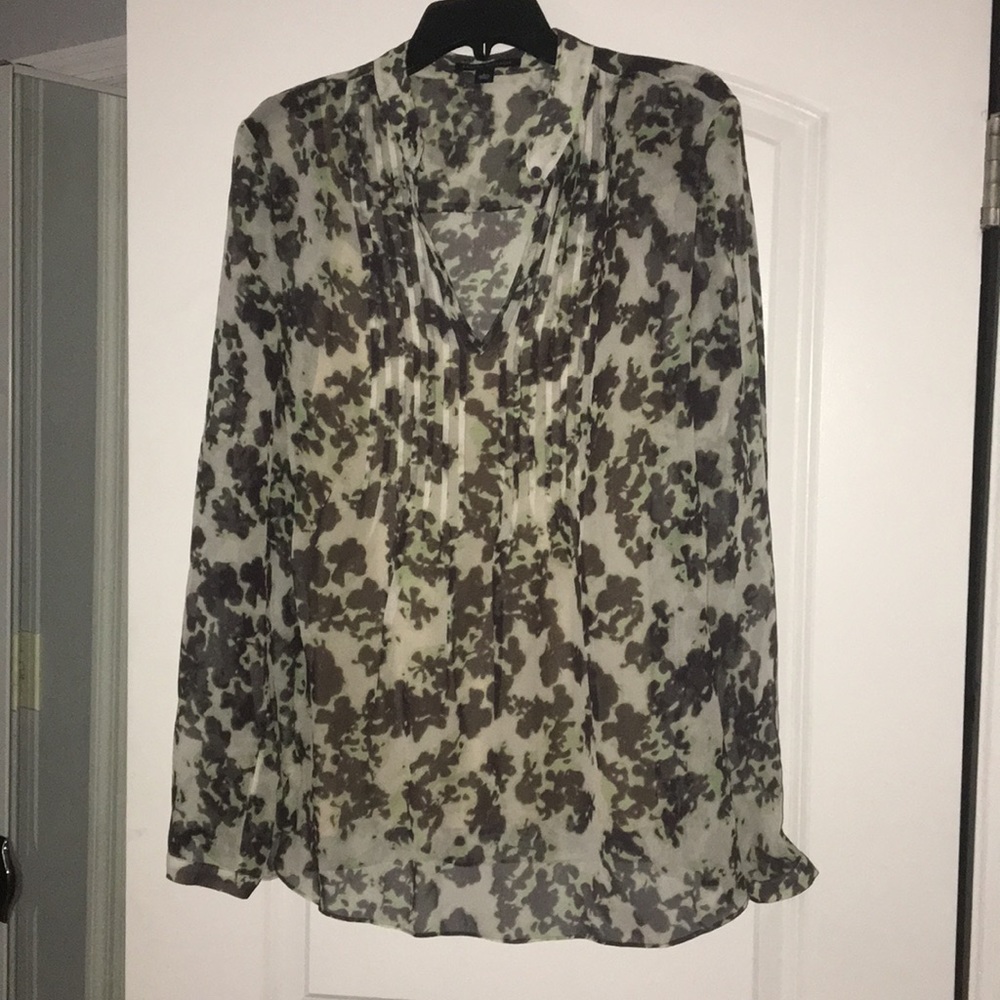 Two piece blouse. Beige camisole underneath